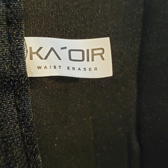 SOLD - Open box Keisha Ka'oir Waist Eraser Trainer - Picture 2 of 3